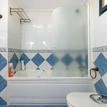 Апартаменты Apartamento El Mirador Sunrise Торевьиа
